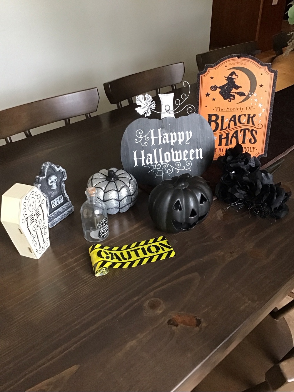 🎃 Halloween decoration lot, signs, pumpkins,tabletop decor